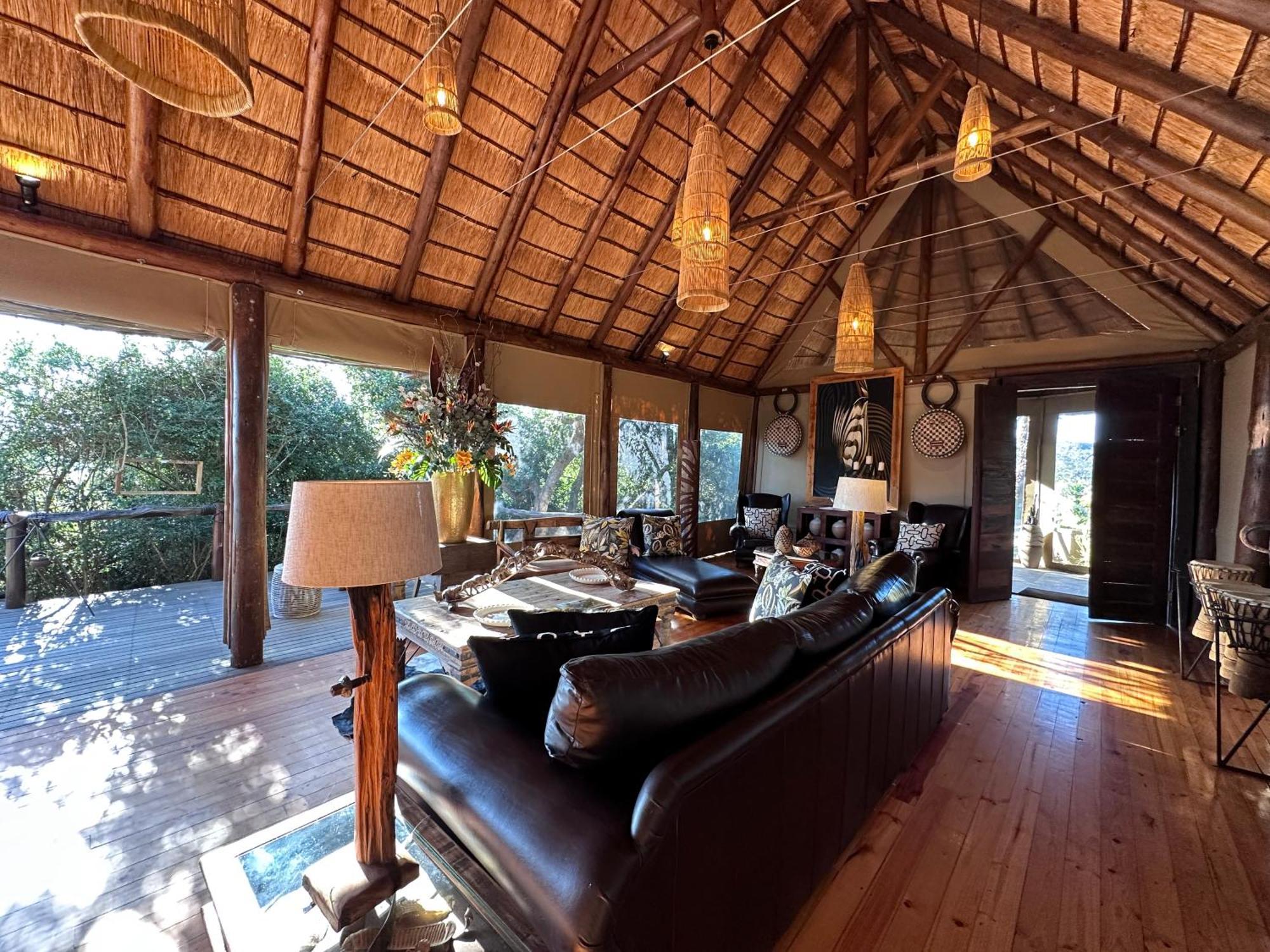Bush Lodge - Réserve animalière d'Amakhala Extérieur photo