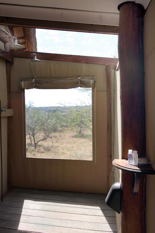 Bush Lodge - Réserve animalière d'Amakhala Extérieur photo