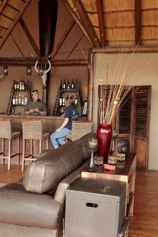 Bush Lodge - Réserve animalière d'Amakhala Extérieur photo