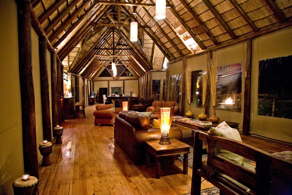 Bush Lodge - Réserve animalière d'Amakhala Extérieur photo